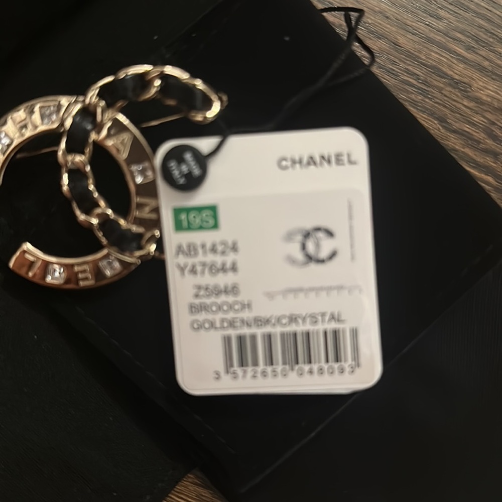 CHANEL brooch - Picture 4 of 4